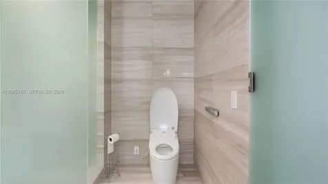 18975 Collins Avenue Sunny Isles Beach FL 33160
