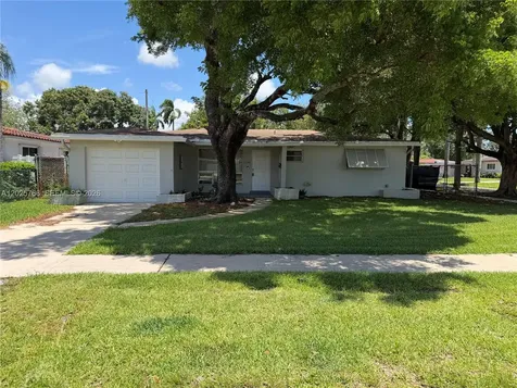 3241 Pierce Street Hollywood FL 33021