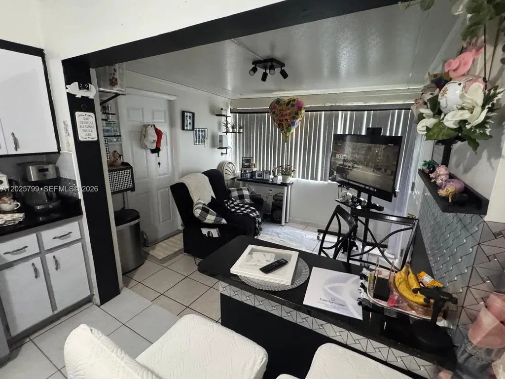 5851-5853 Fillmore Street Hollywood FL 33021