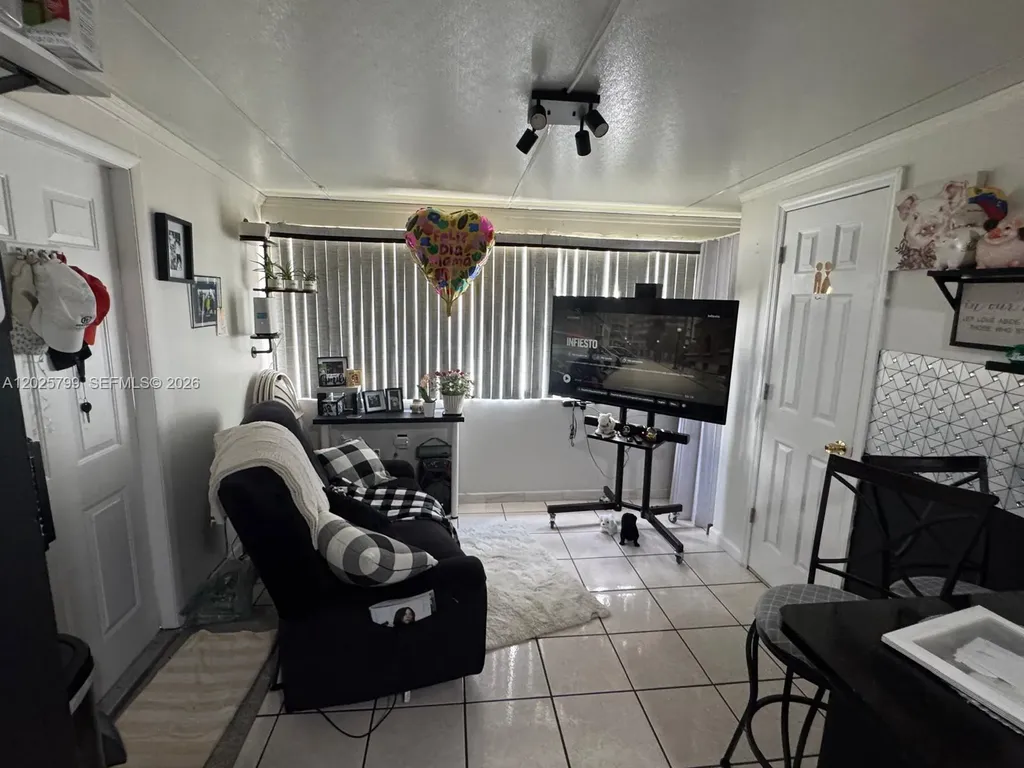5851-5853 Fillmore Street Hollywood FL 33021