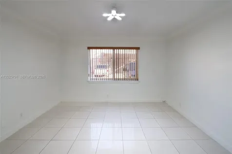 11195 SW 1st Street Sweetwater FL 33174