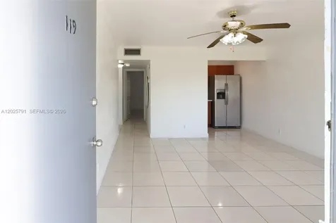 11195 SW 1st Street Sweetwater FL 33174