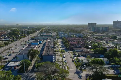 11195 SW 1st Street Sweetwater FL 33174