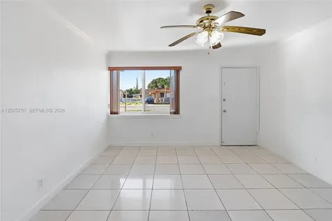 11195 SW 1st Street Sweetwater FL 33174
