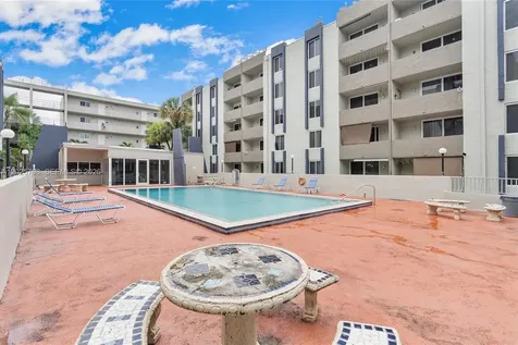 10000 NW 80th Court Hialeah Gardens FL 33016