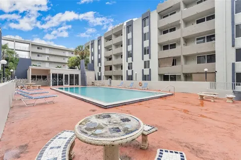 10000 NW 80th Court Hialeah Gardens FL 33016