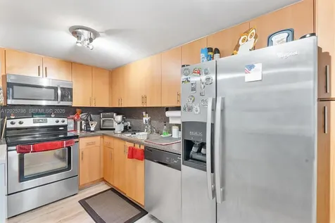 10000 NW 80th Court Hialeah Gardens FL 33016