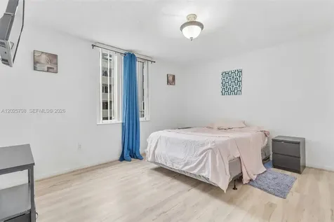 10000 NW 80th Court Hialeah Gardens FL 33016