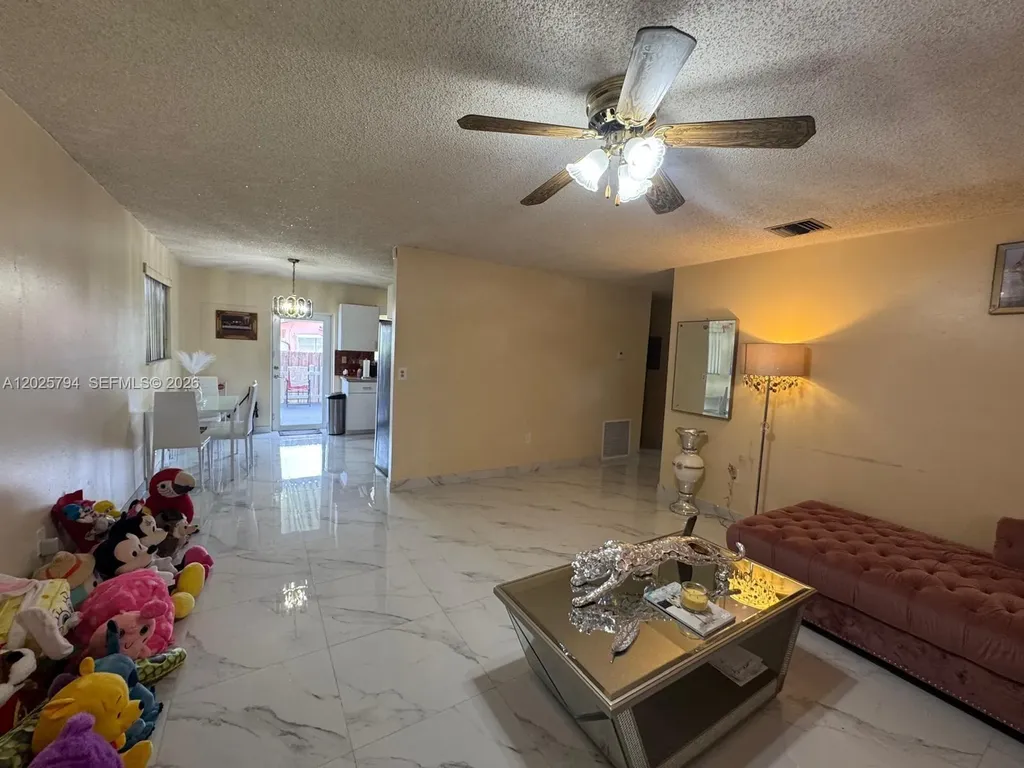 5923 Fillmore Street Hollywood FL 33021