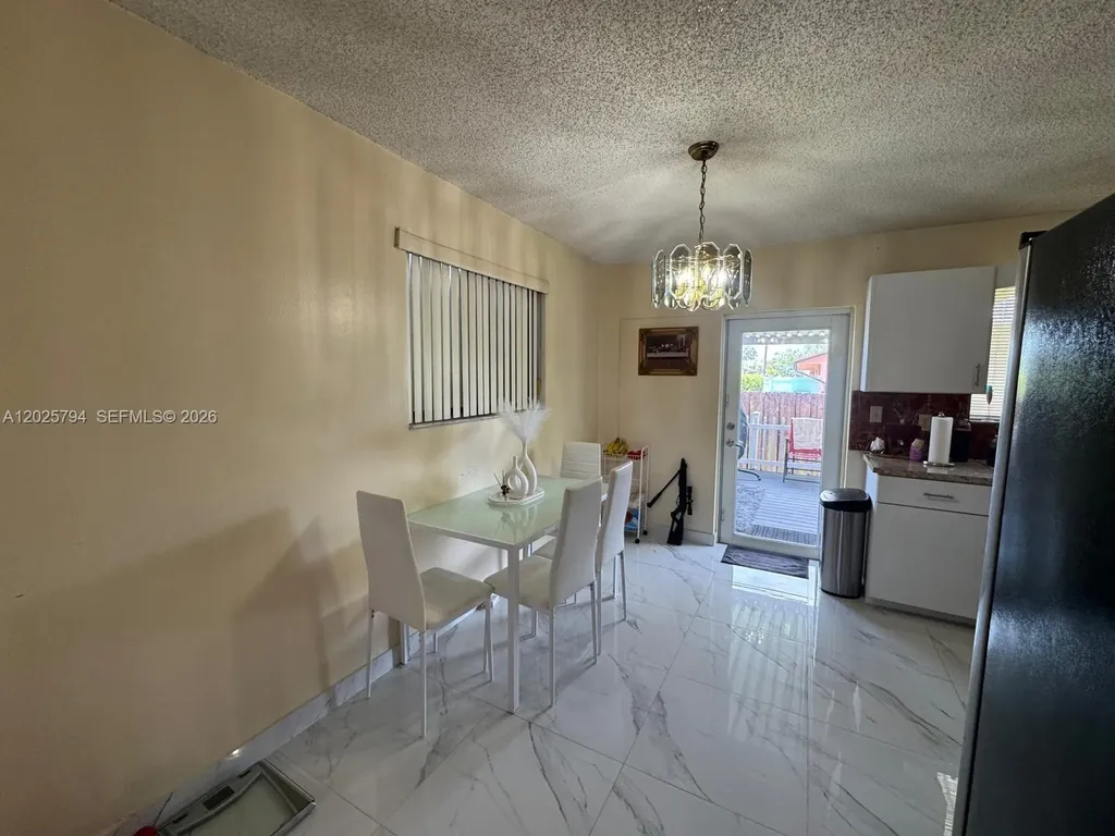 5923 Fillmore Street Hollywood FL 33021