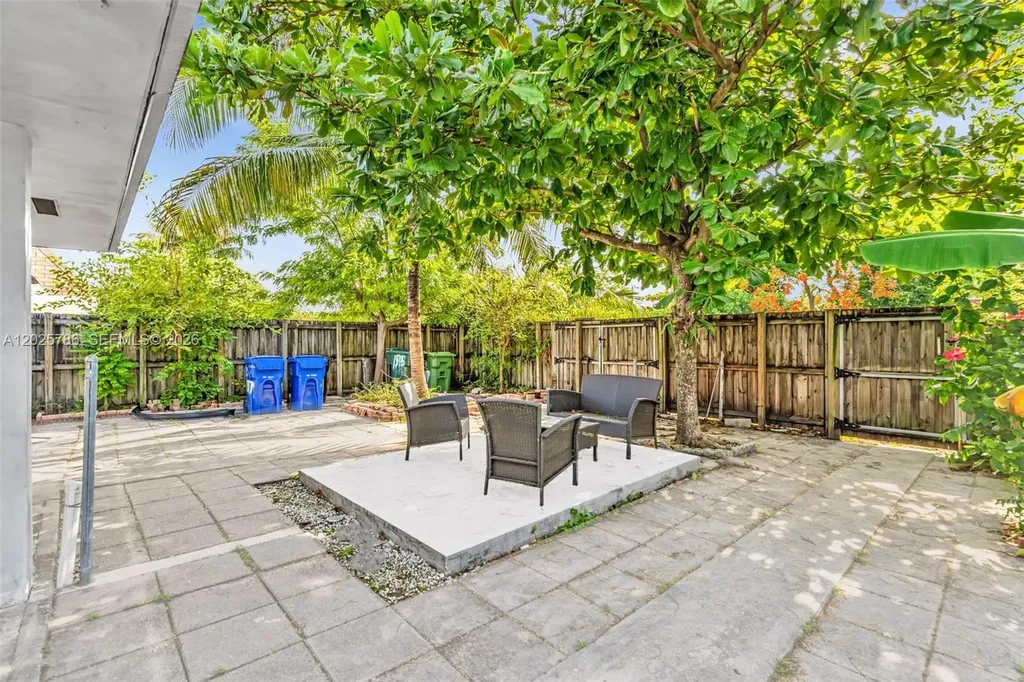 1517 NW 8th Avenue Fort Lauderdale FL 33311