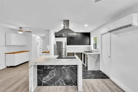 1517 NW 8th Avenue Fort Lauderdale FL 33311