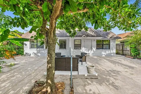 1517 NW 8th Avenue Fort Lauderdale FL 33311