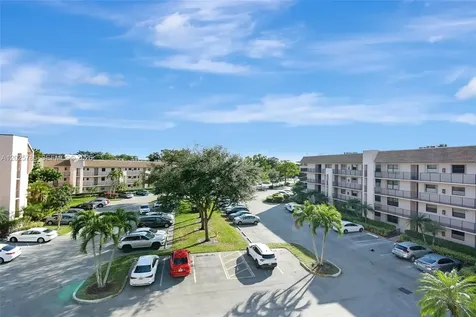 10145 Sunrise Lakes Boulevard Sunrise FL 33322