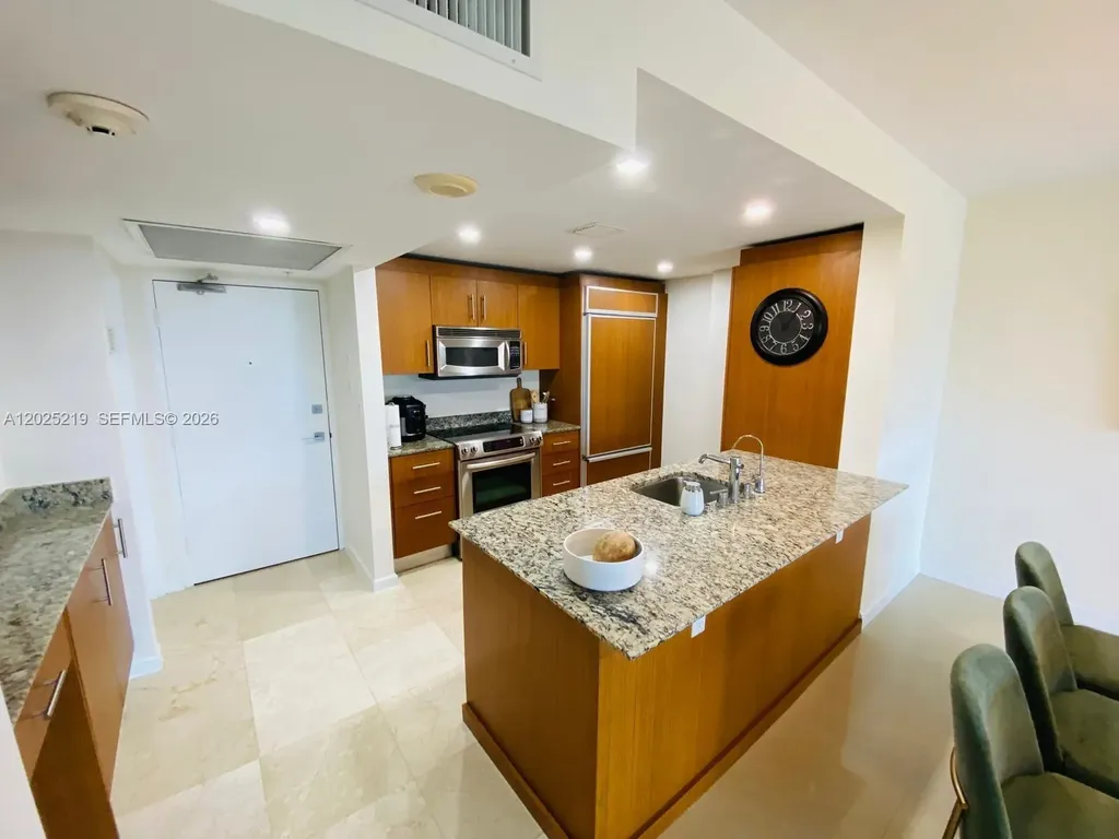 10275 E Collins Avenue Bal Harbour FL 33154