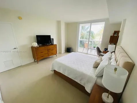 10275 E Collins Avenue Bal Harbour FL 33154