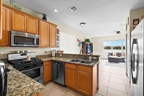 116 Berenger Walk Royal Palm Beach FL 33414