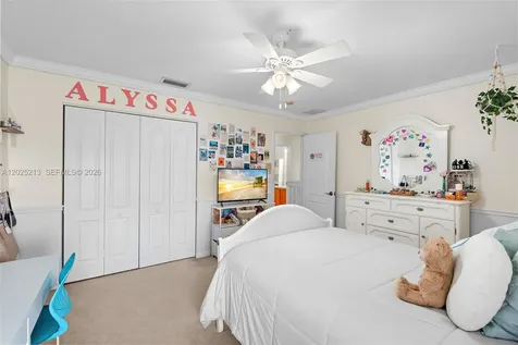 116 Berenger Walk Royal Palm Beach FL 33414
