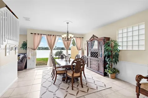 116 Berenger Walk Royal Palm Beach FL 33414