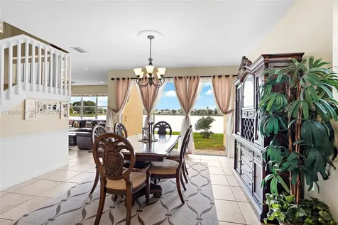 116 Berenger Walk Royal Palm Beach FL 33414