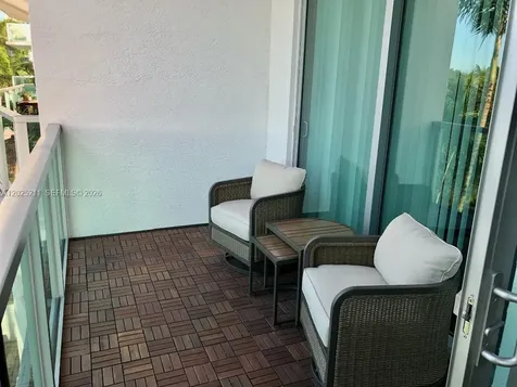 2681 N Flamingo Road Sunrise FL 33323