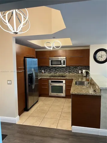 2681 N Flamingo Road Sunrise FL 33323