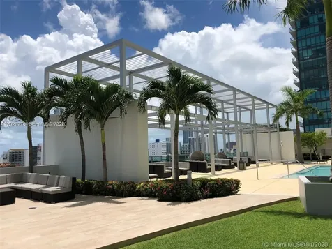 3301 NE 1 Avenue Miami FL 33137