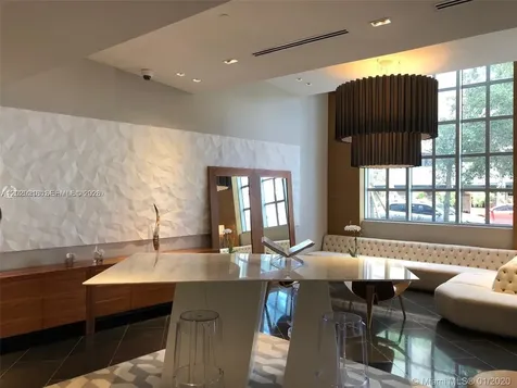 3301 NE 1 Avenue Miami FL 33137
