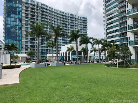 3301 NE 1 Avenue Miami FL 33137