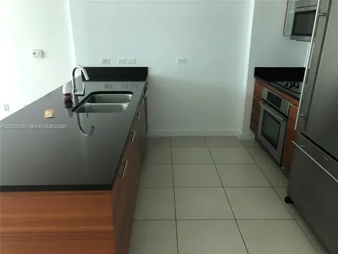 3301 NE 1 Avenue Miami FL 33137