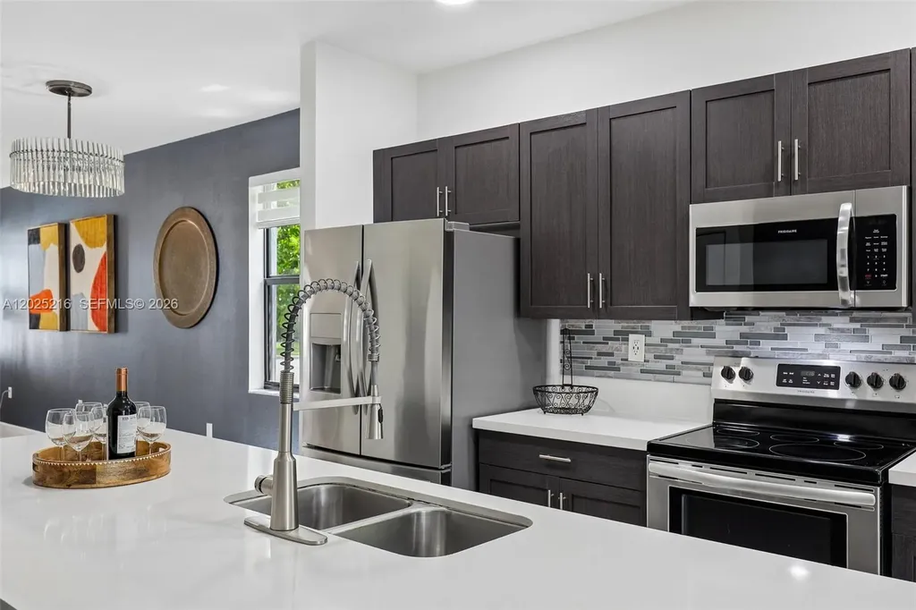 1526 SW 29th Street Fort Lauderdale FL 33315