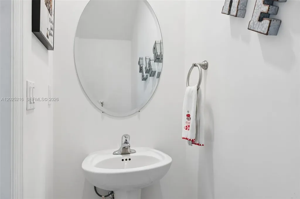 1526 SW 29th Street Fort Lauderdale FL 33315