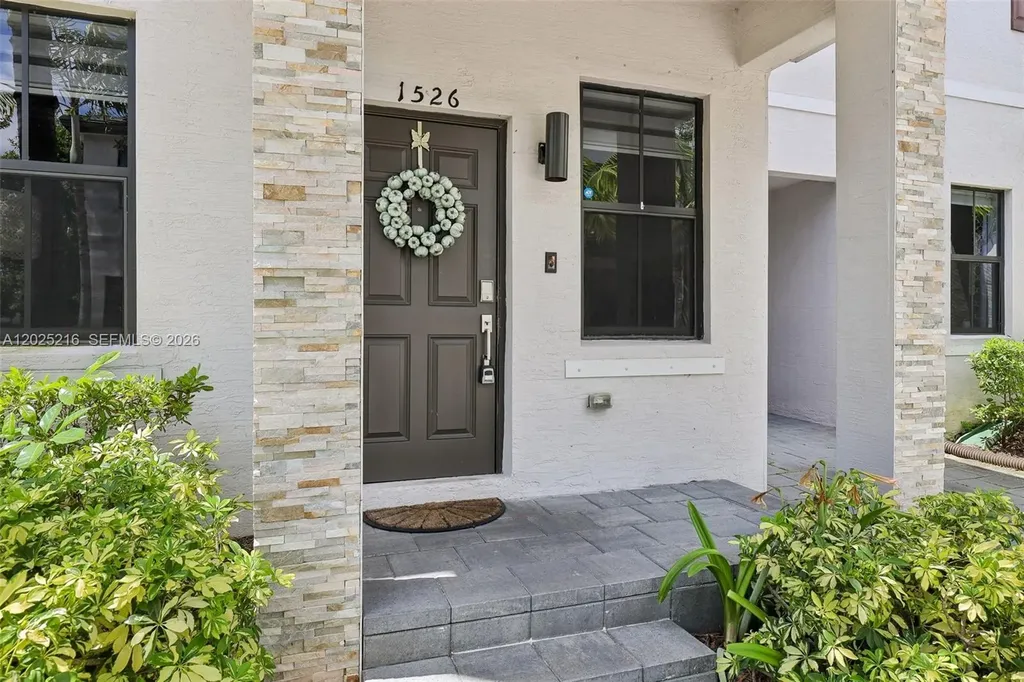 1526 SW 29th Street Fort Lauderdale FL 33315