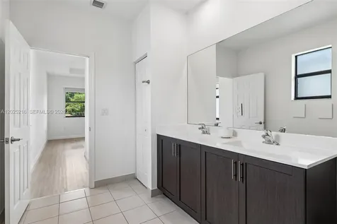 1526 SW 29th Street Fort Lauderdale FL 33315