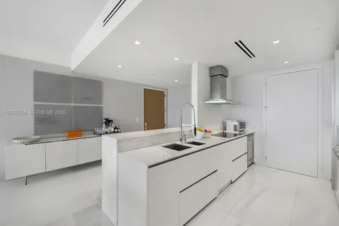 10203 Collins Avenue Bal Harbour FL 33154