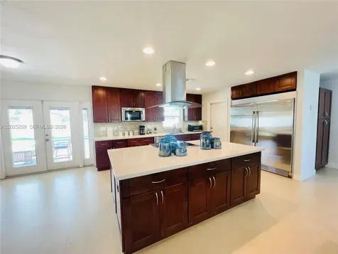 18962 SW 94th Avenue Cutler Bay FL 33157