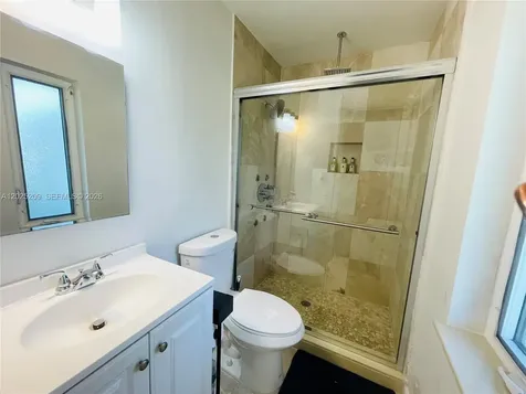 18962 SW 94th Avenue Cutler Bay FL 33157