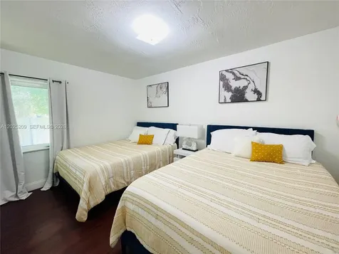 18962 SW 94th Avenue Cutler Bay FL 33157