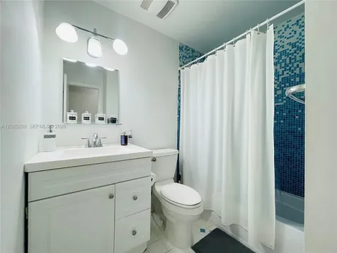 18962 SW 94th Avenue Cutler Bay FL 33157