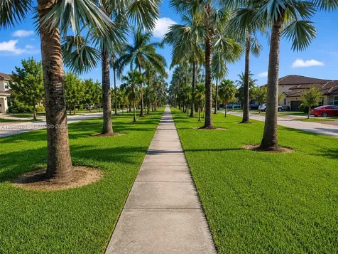 25061 SW 118th Court Homestead FL 33032