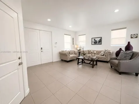 25061 SW 118th Court Homestead FL 33032
