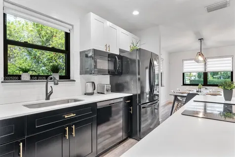 North Miami Beach FL 33162