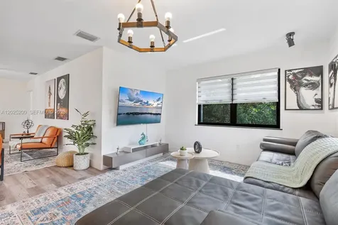 North Miami Beach FL 33162