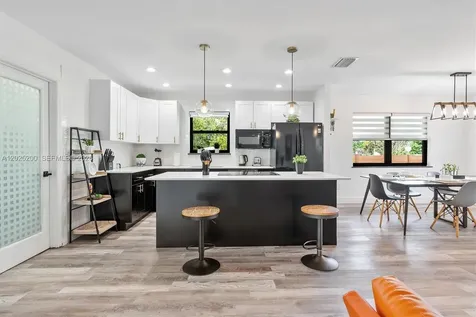 North Miami Beach FL 33162