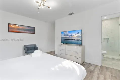 North Miami Beach FL 33162