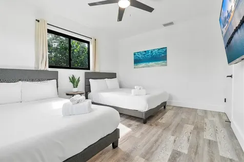 North Miami Beach FL 33162