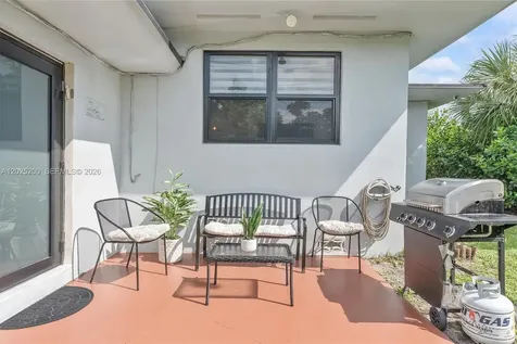 North Miami Beach FL 33162