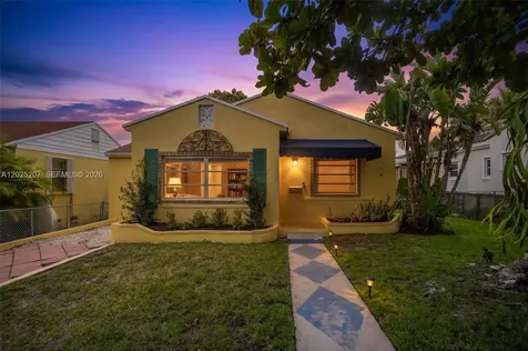 1811 SW 17th Terrace Miami FL 33145