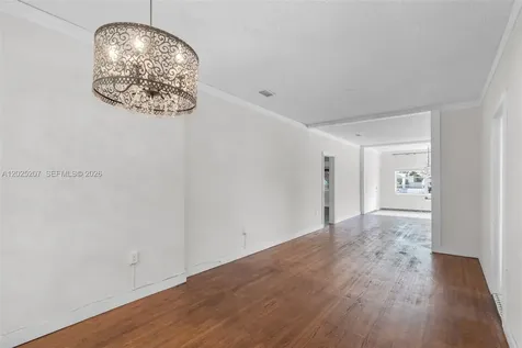 1811 SW 17th Terrace Miami FL 33145