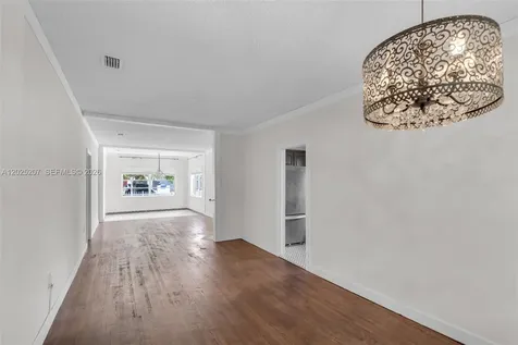 1811 SW 17th Terrace Miami FL 33145